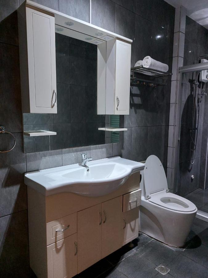 Bonsai Jacuzzi Suites Panglao Exterior foto